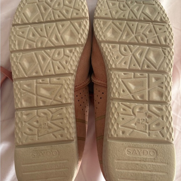 Pink Suede Low-Top Saydo Sneakers with Breathable Design women’s size 42 (10). - Picture 9 of 11